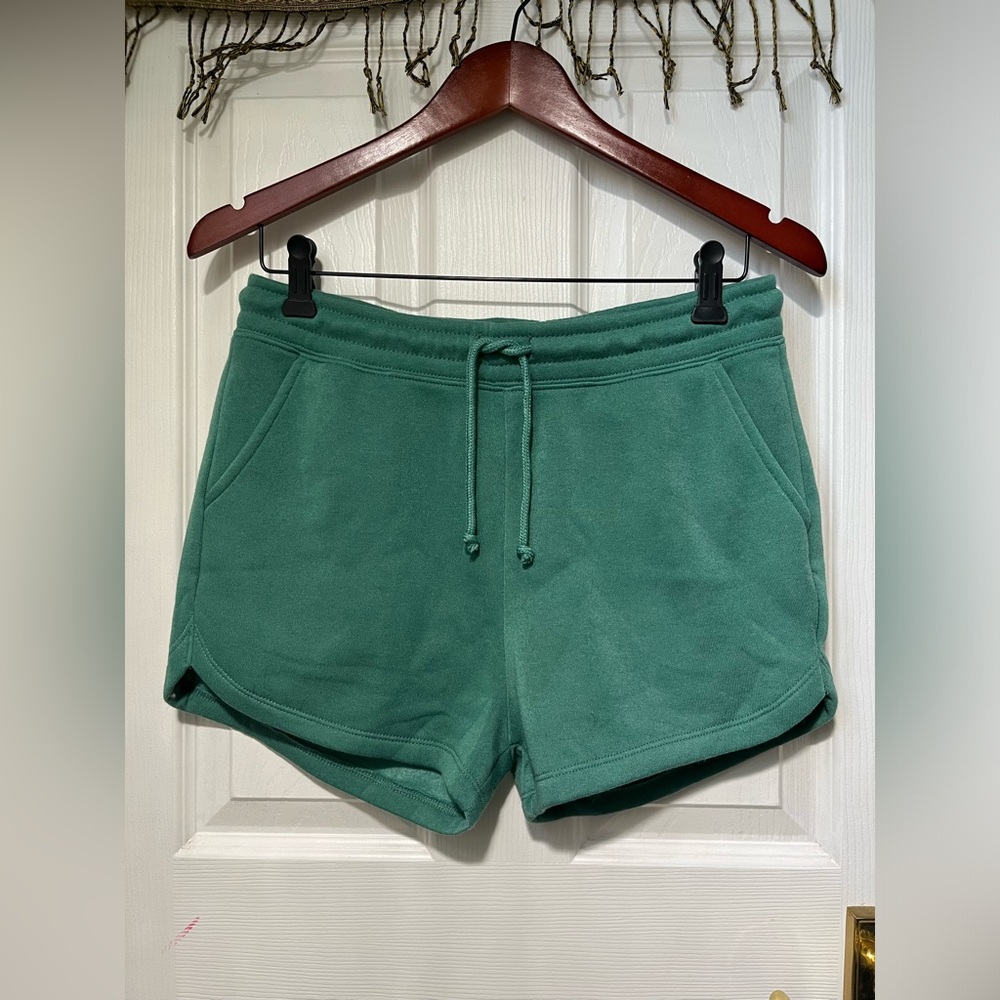 3/$10 Ardene Super Soft Basic Shorts Medium